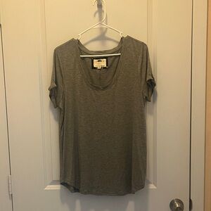 (NWT) Cupio Charcoal Short Sleeve Tee
